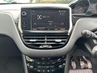 Peugeot 2008 PURETECH ALLURE 16