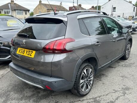 Peugeot 2008 PURETECH ALLURE 9