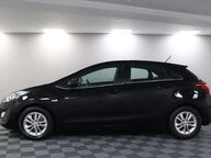 Hyundai i30 CRDI SE BLUE DRIVE 19