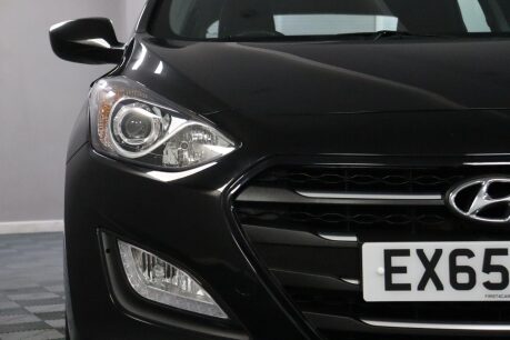 Hyundai i30 CRDI SE BLUE DRIVE 26