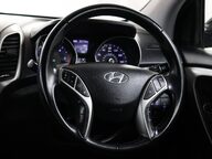 Hyundai i30 CRDI SE BLUE DRIVE 44