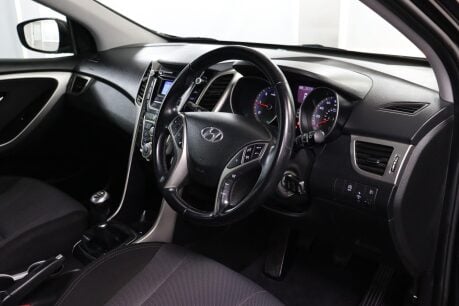 Hyundai i30 CRDI SE BLUE DRIVE 4