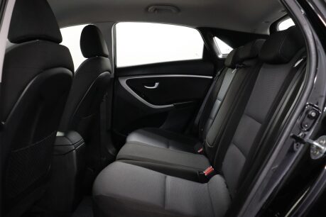 Hyundai i30 CRDI SE BLUE DRIVE 40