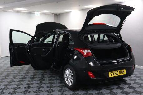Hyundai i30 CRDI SE BLUE DRIVE 22