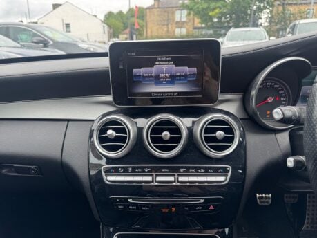 Mercedes-Benz C Class C220 BLUETEC AMG LINE 12