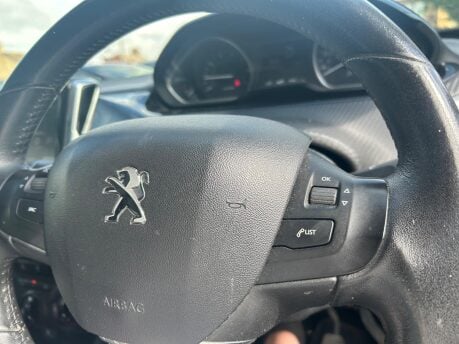 Peugeot 2008 PURETECH ACTIVE 14