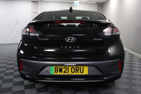 Hyundai IONIQ PREMIUM 9