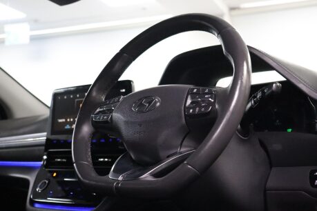 Hyundai IONIQ PREMIUM 13
