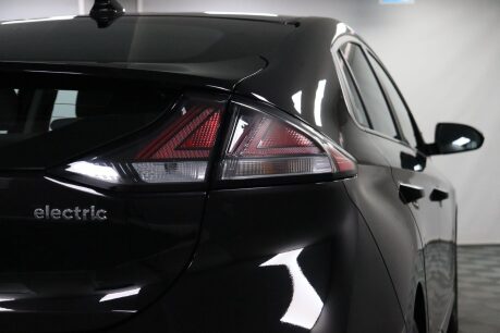 Hyundai IONIQ PREMIUM 24