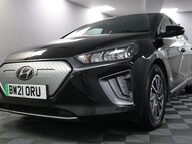 Hyundai IONIQ PREMIUM 29