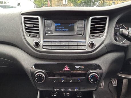 Hyundai TUCSON GDI S BLUE DRIVE 16