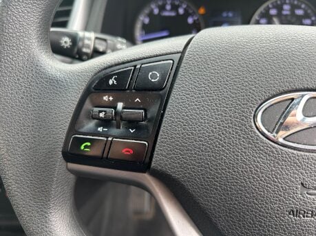 Hyundai TUCSON GDI S BLUE DRIVE 12