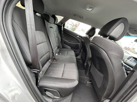 Hyundai TUCSON GDI S BLUE DRIVE 11