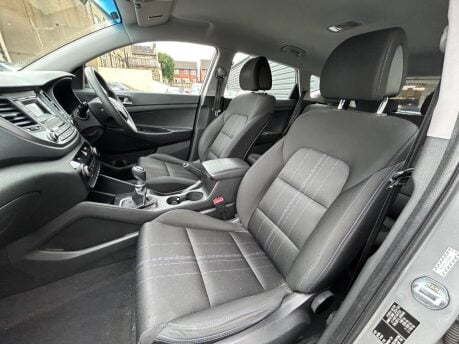 Hyundai TUCSON GDI S BLUE DRIVE 18