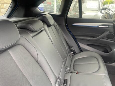 BMW X1 XDRIVE18D M SPORT 12