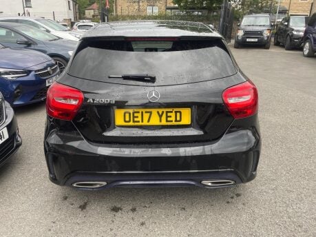 Mercedes-Benz A Class A 200 D AMG LINE EXECUTIVE 7