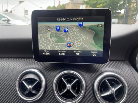 Mercedes-Benz A Class A 200 D AMG LINE EXECUTIVE 13