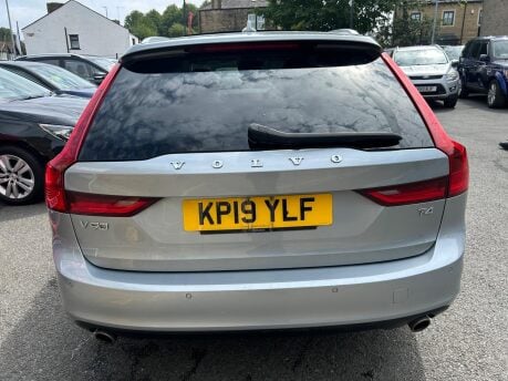 Volvo V90 T4 MOMENTUM PRO 6