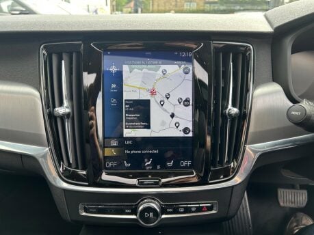 Volvo V90 T4 MOMENTUM PRO 14