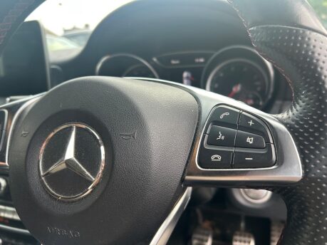 Mercedes-Benz A Class A 180 AMG LINE EXECUTIVE 13