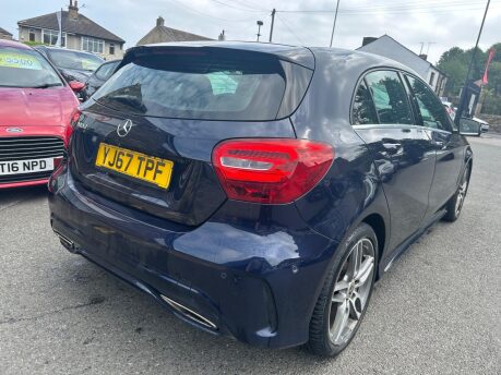 Mercedes-Benz A Class A 180 AMG LINE EXECUTIVE 9