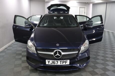 Mercedes-Benz A Class A 180 AMG LINE EXECUTIVE 8