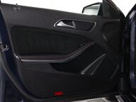 Mercedes-Benz A Class A 180 AMG LINE EXECUTIVE 44