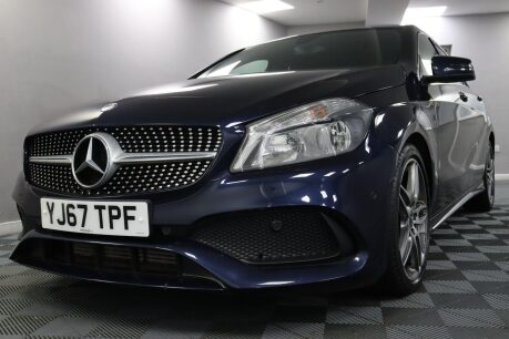 Mercedes-Benz A Class A 180 AMG LINE EXECUTIVE 29