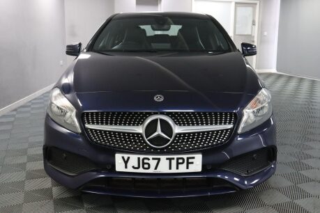 Mercedes-Benz A Class A 180 AMG LINE EXECUTIVE 2