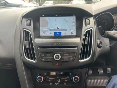 Ford Focus TITANIUM 17
