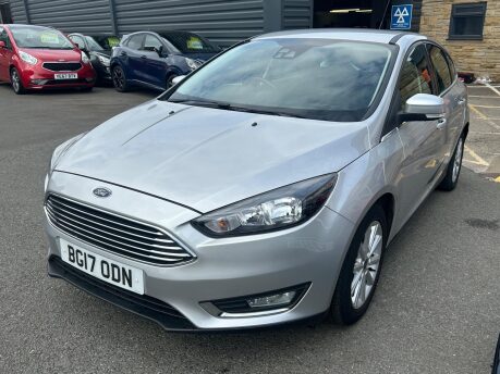 Ford Focus TITANIUM 5