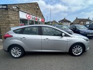 Ford Focus TITANIUM 8