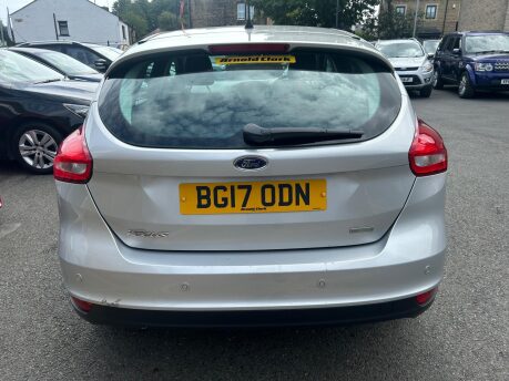 Ford Focus TITANIUM 7