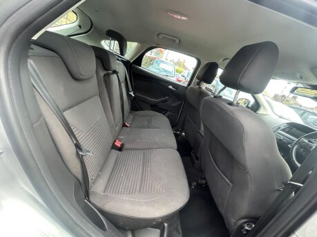 Ford Focus TITANIUM 12