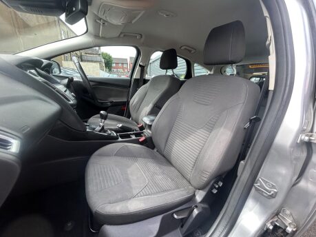 Ford Focus TITANIUM 19