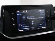 Peugeot 208 PURETECH ALLURE PREMIUM S/S 40