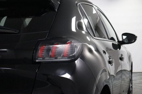 Peugeot 208 PURETECH ALLURE PREMIUM S/S 24