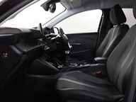 Peugeot 208 PURETECH ALLURE PREMIUM S/S 43