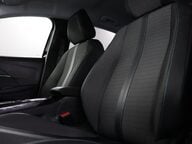 Peugeot 208 PURETECH ALLURE PREMIUM S/S 36