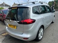 Vauxhall Zafira SRI 9