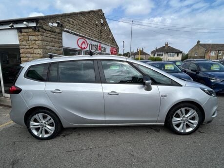Vauxhall Zafira SRI 8