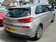 Hyundai i30 CRDI SE NAV 9