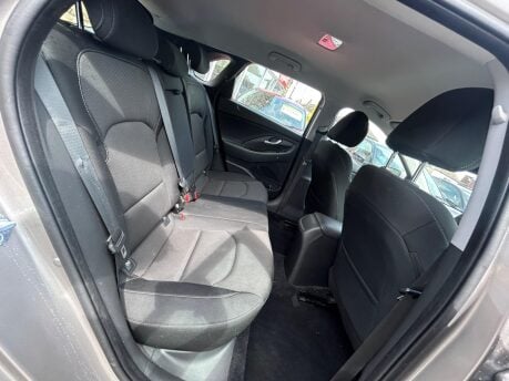 Hyundai i30 CRDI SE NAV 12