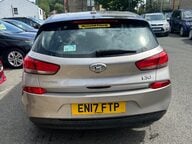 Hyundai i30 CRDI SE NAV 7