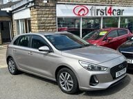 Hyundai i30 CRDI SE NAV 1