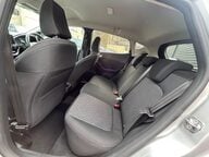 Ford Fiesta ACTIVE 1 11