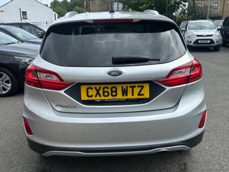 Ford Fiesta ACTIVE 1 7