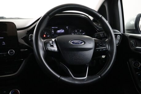 Ford Fiesta ACTIVE 1 37