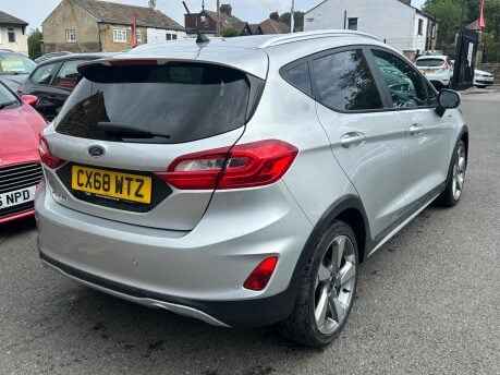 Ford Fiesta ACTIVE 1 9
