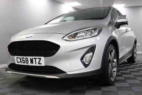 Ford Fiesta ACTIVE 1 14